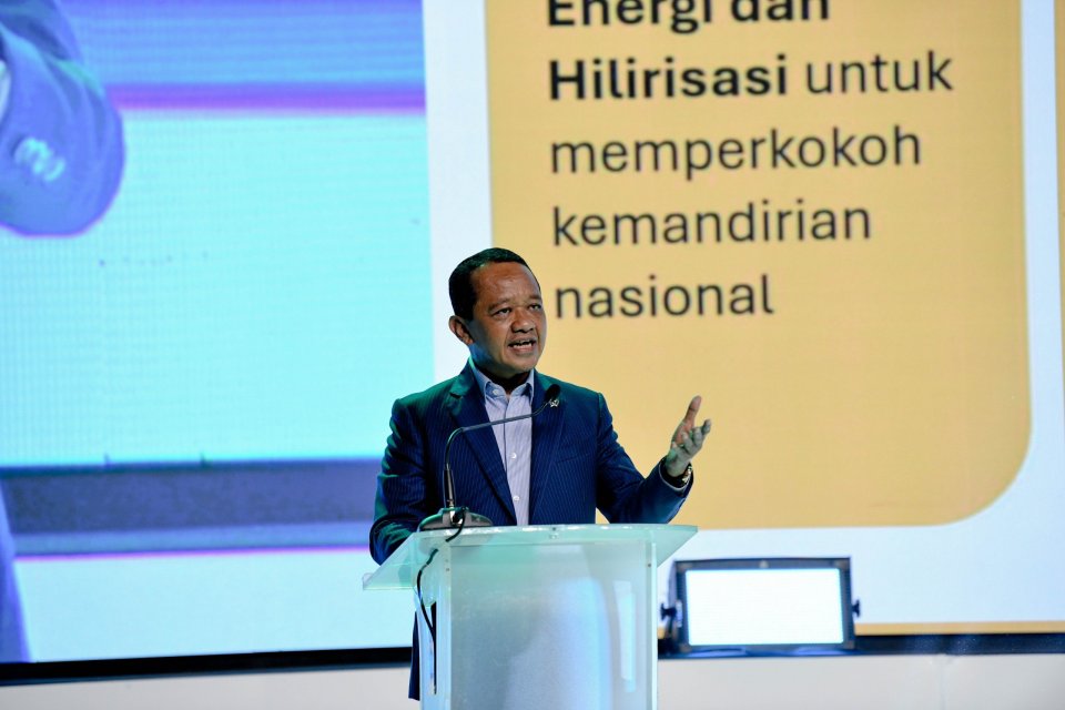 Pusat Data Butuh Tambahan 20 GW Listrik, Bahlil Tawarkan Energi Bersih