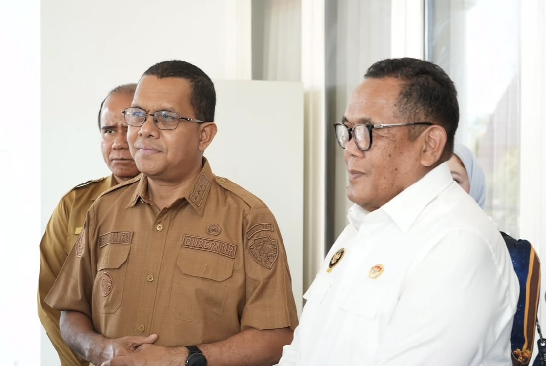 Gubernur NTT Melki Laka Lena Buka Peluang Kerja Anak NTT di Perkebunan Sawit Papua hingga Sumatera