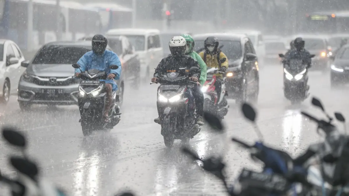 Hotspot Karhutla Kalbar Turun 66,2 Persen Jadi 652 Titik, Udara Pontianak Membaik ke Kategori Sedang