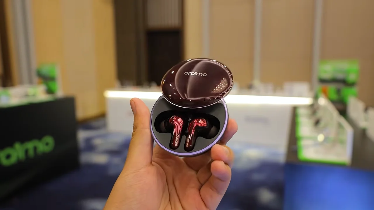 Review Oraimo Spacebuds 2: ANC 52 dB, Baterai 45 Jam, Desain Unik
