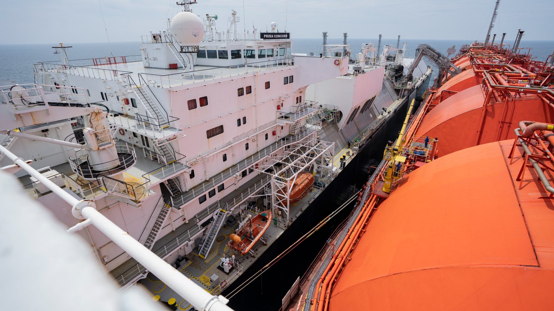 Nusantara Regas Salurkan 33 Kargo LNG hingga Kuartal III 2026