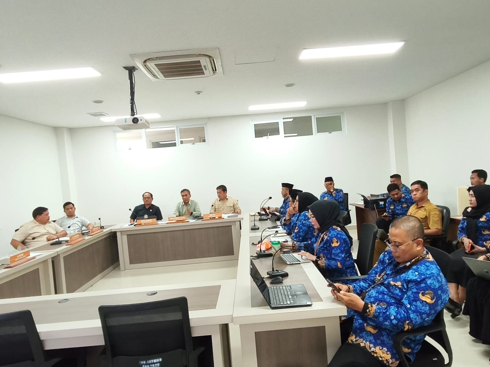 Komisi III DPRD Sulbar Bahas RAPBD 2027, Fokus Anggaran Perkimtanhub dan PUPR