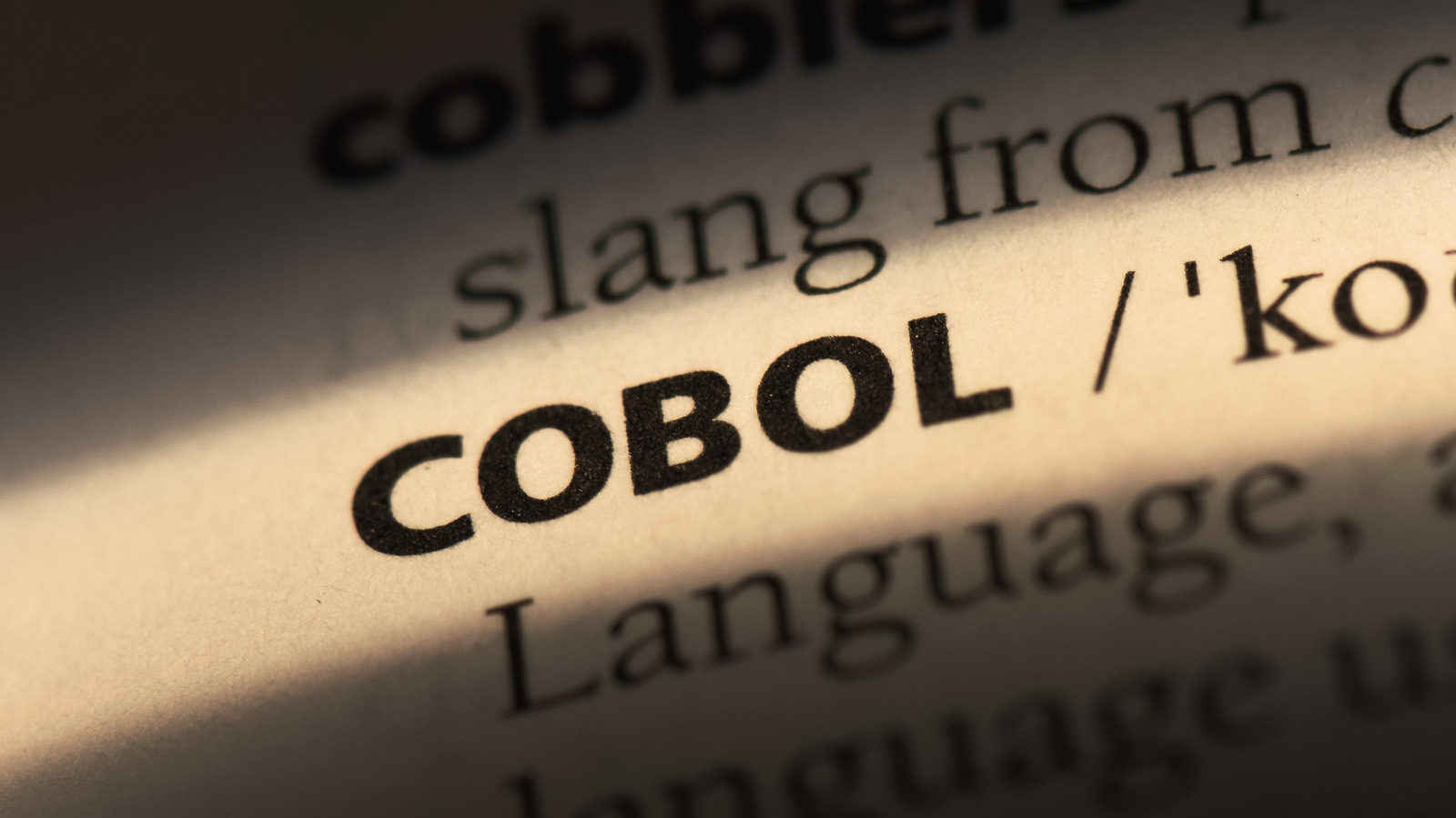 OpenAI Klaim Model AI-nya Bisa Bantu Bank Migrasi dari COBOL