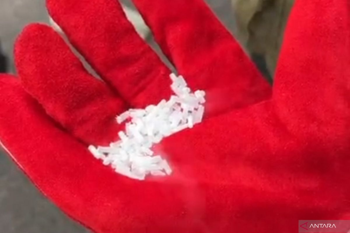 BNPB Perketat SOP Penyemaian Dry Ice Usai Material Jatuh di Pemukiman Warga, Pasang Saringan Khusus di Corong Penabur
