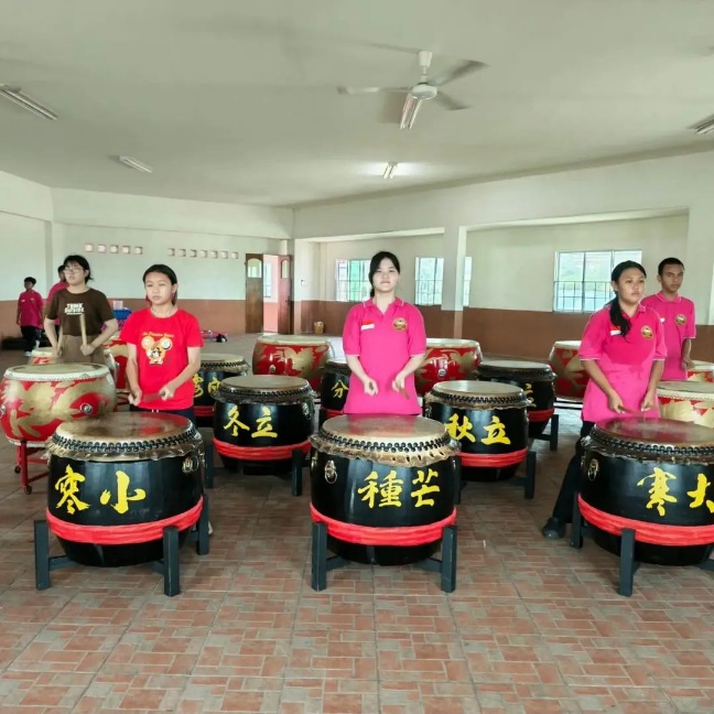 Bobby Jayanto Temui Pelatih Gendang Johor Bahru, Seni Gendang Besar Kepri Dibidik ke Festival Dunia