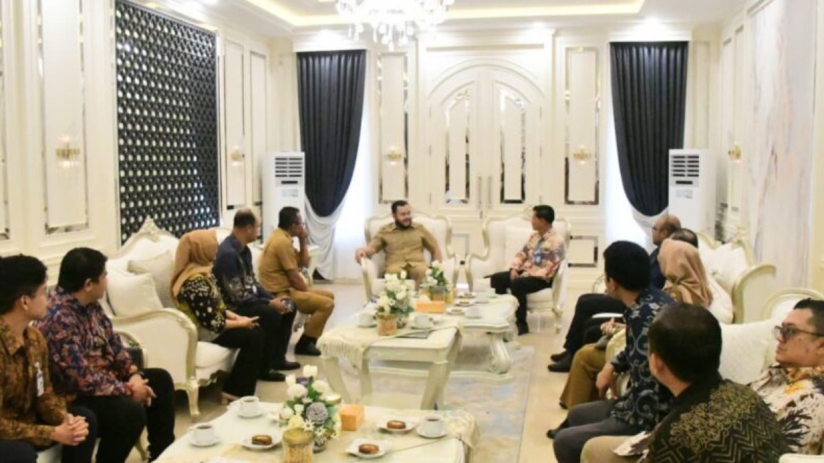 Pemko Padang Gandeng BRI Digitalisasi Pajak dan Retribusi, PBB hingga Parkir Bakal Bayar via QRIS