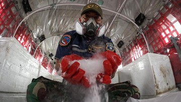 BMKG Sebut Hujan Guyur Sumatra-Kalimantan Usai OMC Dry Ice dan Garam