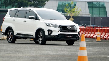 Penjualan Innova Reborn Diesel 2026: Sempat Anjlok 925 Unit, Kini Rebound