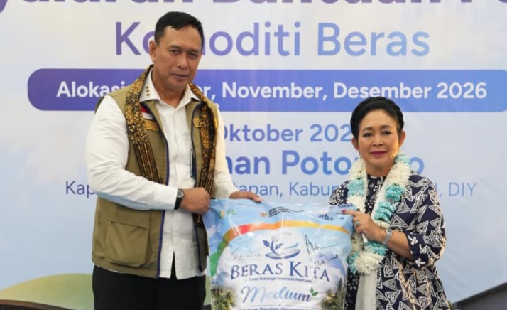 BULOG Ganti Kemasan Beras SPHP Jadi Beras Kita Medium