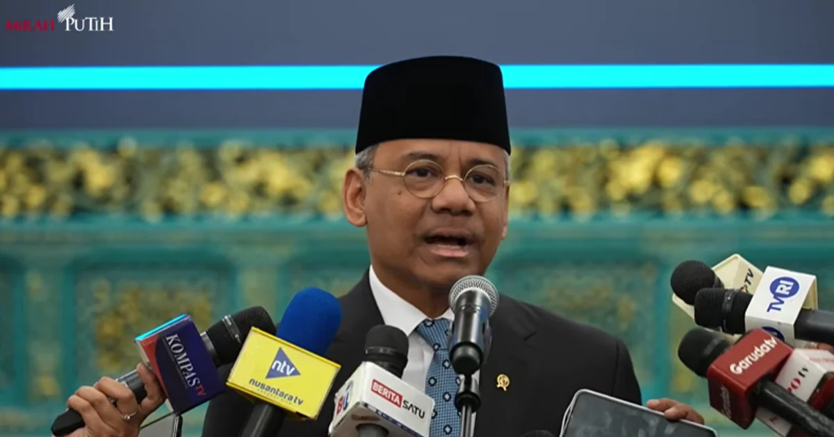 Menkeu Suahasil Nazara Bantah Menkop, Tegaskan Gaji ASN Tetap Disalurkan Lewat Bank Himbara dan BPD