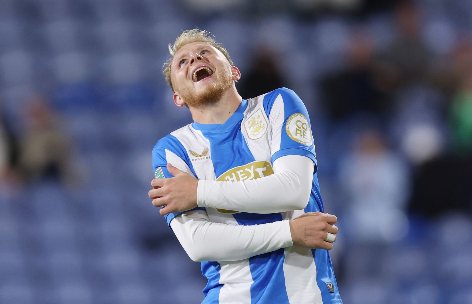 Joe Taylor Cetak Dua Gol, Huddersfield Town Masuk Dua Besar League One