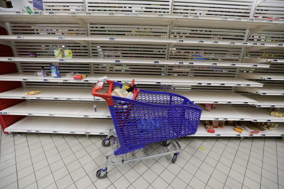 Carrefour Pangkas Proyeksi 2026, Kerugian Kerusuhan Prancis Capai Rp 4 Triliun
