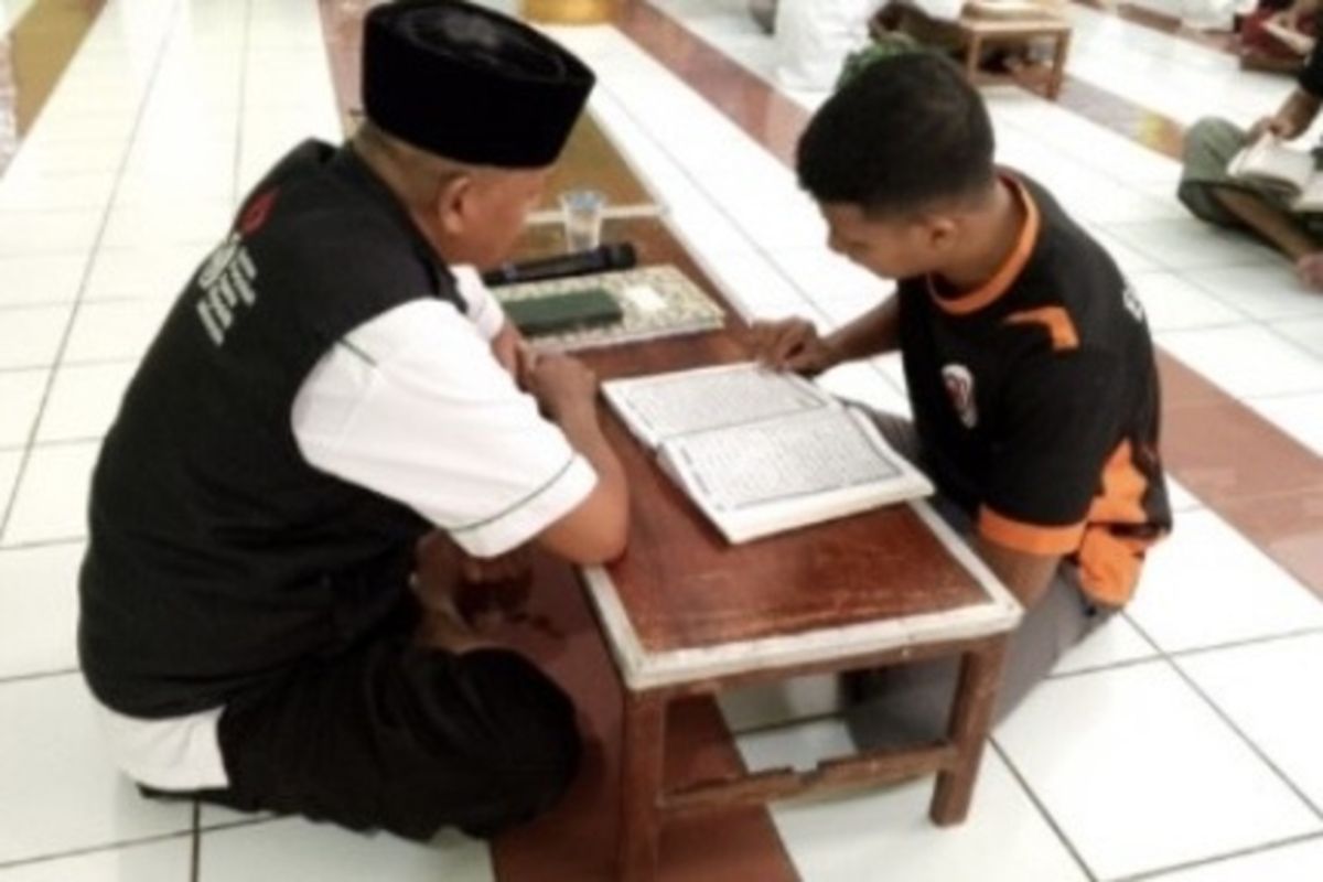 192 Warga Binaan Lapas Kendari Belajar Mengaji, Tutor Sebaya Jadi Andalan