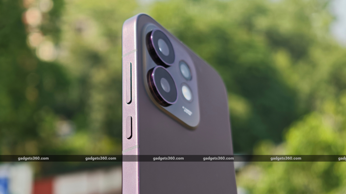 Oppo Reno 17 Pro Bocor dengan Kamera 200 MP dan Baterai 7.000 mAh