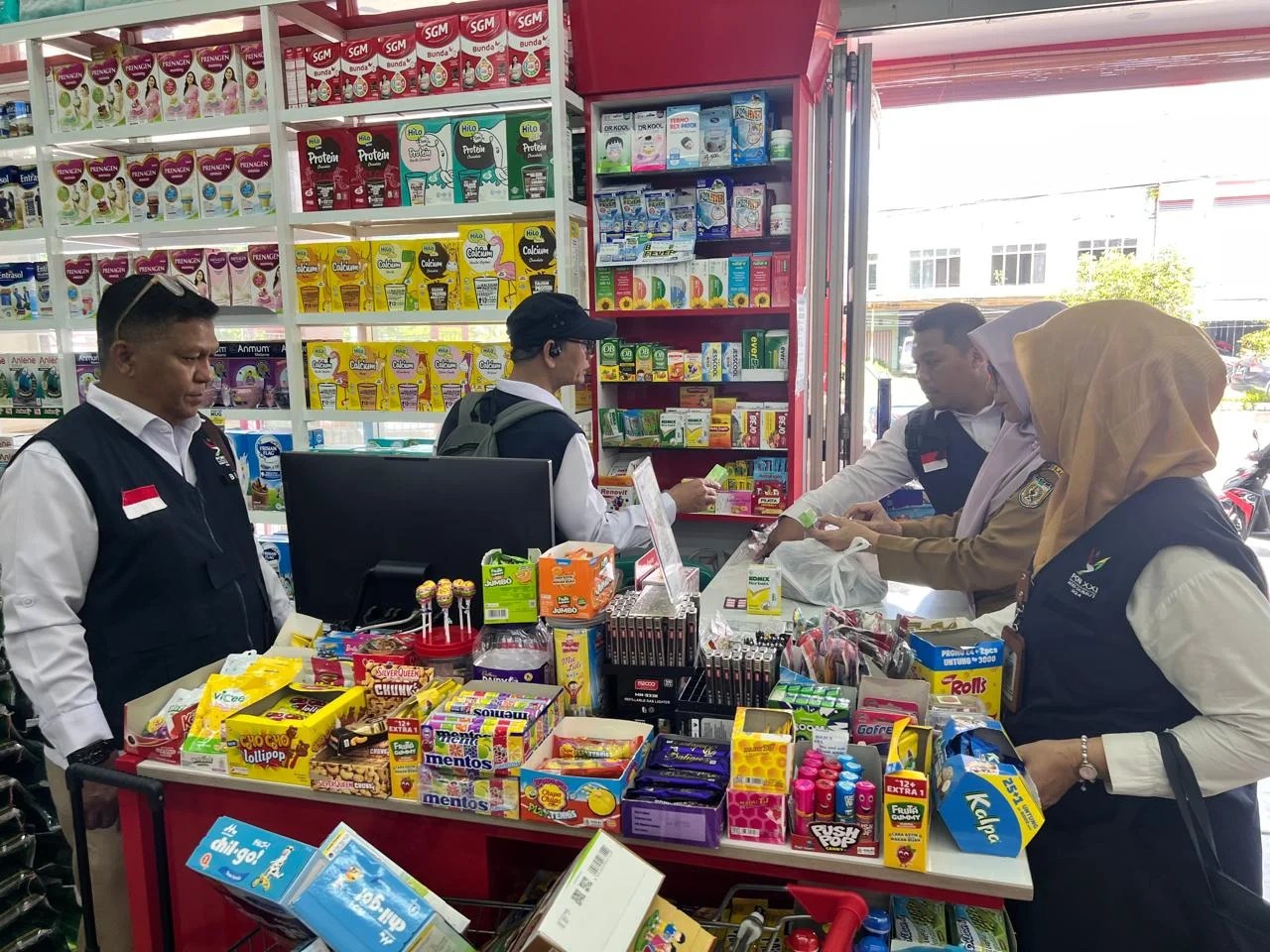 Dinkes Banda Aceh dan BBPOM Periksa 3 Jenis Gerai Ritel, Awasi Pengelolaan Obat Bebas di Swalayan