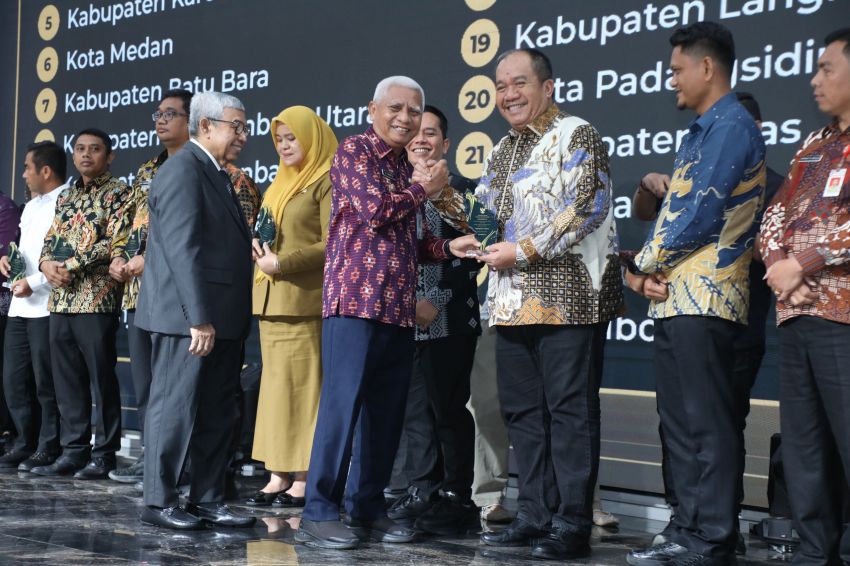 Pemkab Asahan Pertahankan Predikat Kabupaten Informatif Lima Tahun Berturut-turut di KI Award 2026