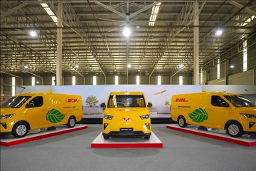 DHL Express Operasikan 30 Unit Wuling Mitra EV untuk Logistik