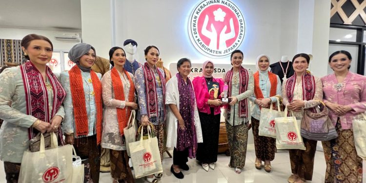 Wakil Ketua MPR Lestari Moerdijat Dorong Pemkab Jepara Libatkan Disabilitas di Industri Batik