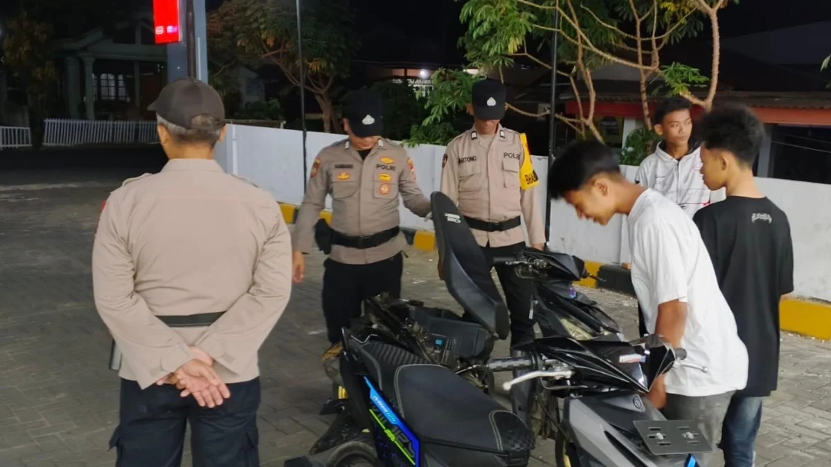 Polsubsektor Kotamobagu Selatan Gelar Patroli KRYD di Poyowa Besar dan Pobundayan, Imbau Warga Jaga Kamtibmas