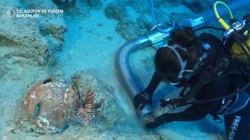 Turki Temukan Bangkai Kapal Tertua Dunia Berusia 4.700 Tahun di Kekova