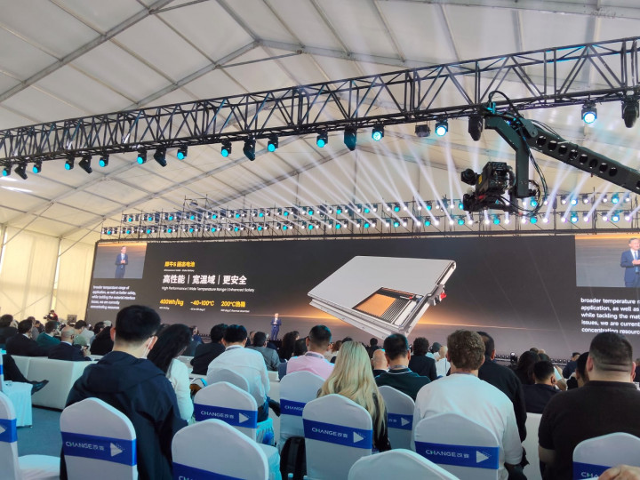 Chery Siap Produksi Percontohan Baterai Solid-State Rhinoceros S 2027