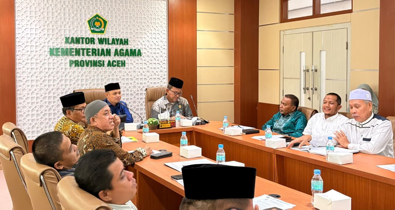 Banleg DPRK Pidie Jaya Konsultasikan Raqan Penyelenggaraan Dayah ke Kanwil Kemenag Aceh