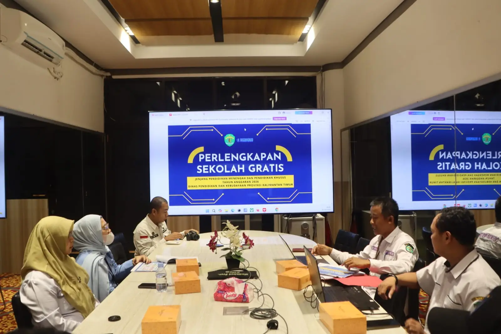 Disdikbud Kaltim Distribusikan 63.548 Paket Gratispol Seragam Sekolah, Realisasi Fisik Capai 90,20 Persen