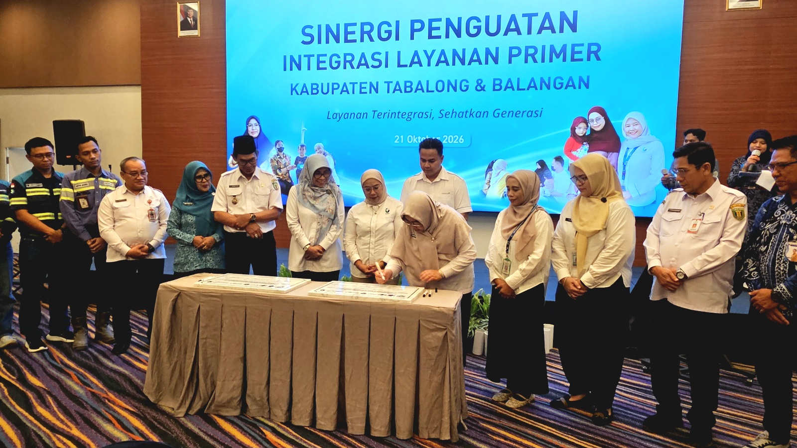 Sekda Tabalong Teken Komitmen ILP di 2 Puskesmas, 30 Kader Posyandu Terima Tanda Kecakapan