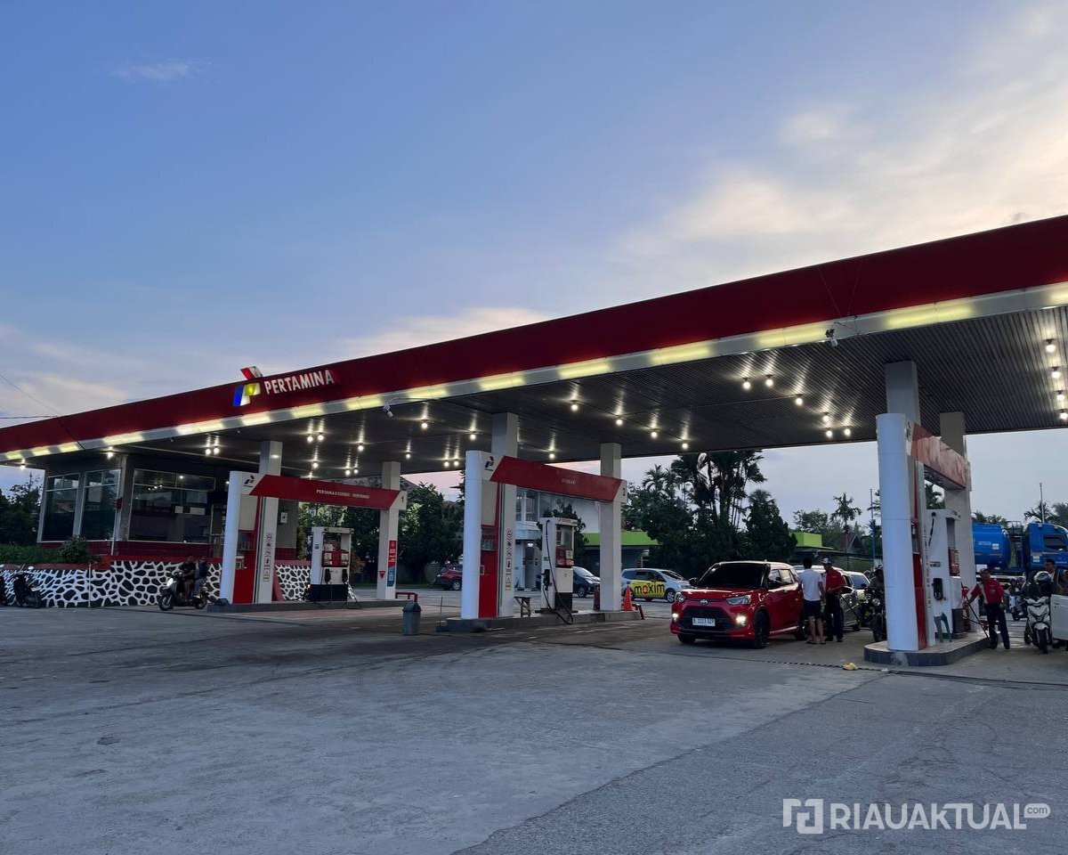 Bahlil Pastikan Harga BBM Subsidi Tak Naik Meski ICP Tembus US$ 92