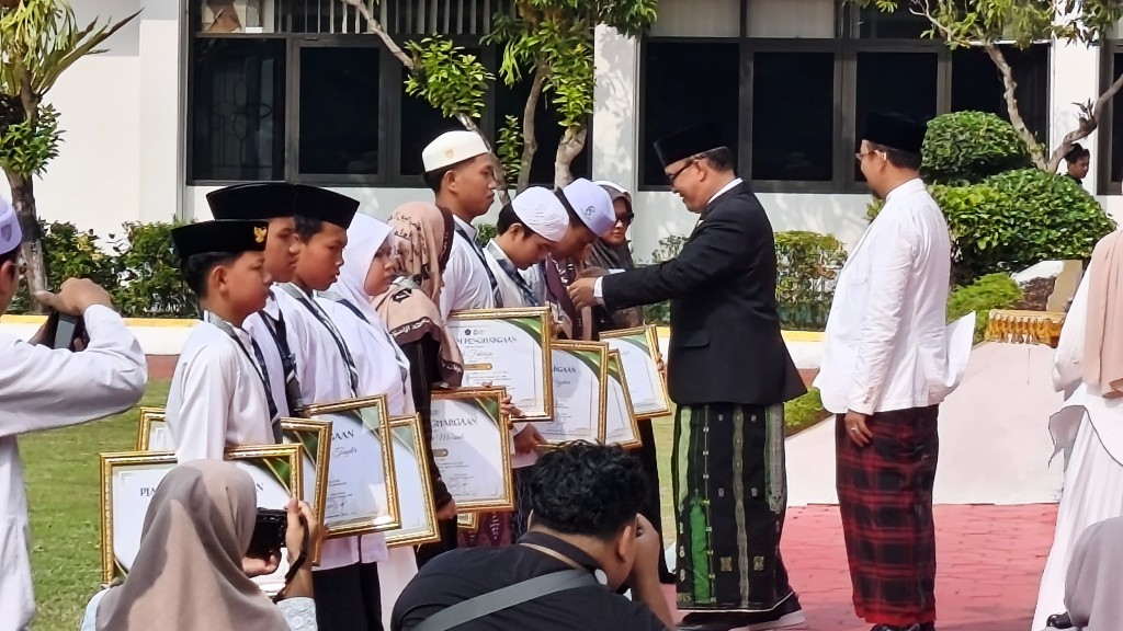 Wagub Kaltim Dorong Santri Balikpapan Rebut Peluang Kerja dan Teknologi di Era IKN