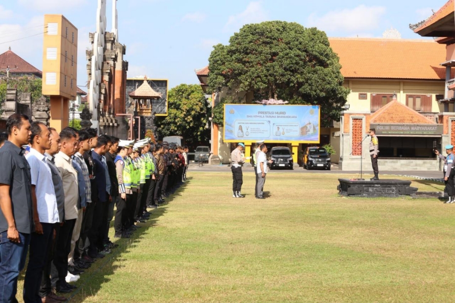 Polda Bali Gelar Apel Kesiapan Pengamanan Kunjungan Kerja Ibu Wakil Presiden di Denpasar dan Karangasem