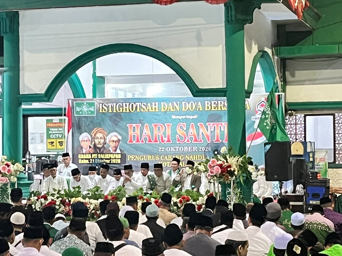 Wawali Balikpapan Bagus Susetyo Ajak Santri PCNU Perkuat Akhlak dan Kepedulian Sosial di Tengah Kemarau Panjang
