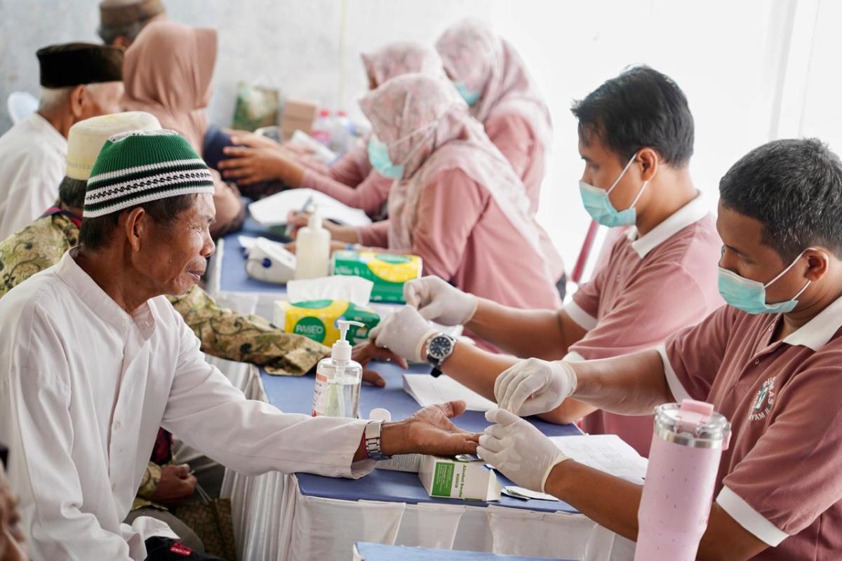 120 Warga Giritirto Kebumen Periksa Dokter Spesialis Tanpa ke Rumah Sakit, 12 Anak Ikut Khitan Gratis