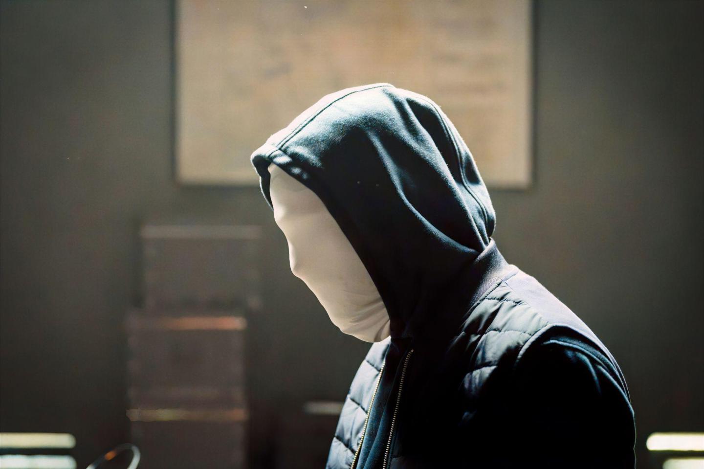 Serial Heist The Day Rilis Foto Perdana, Dibintangi Minnie Driver