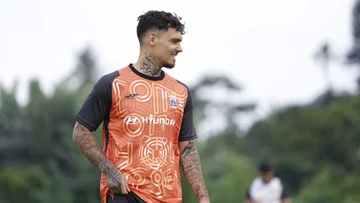 Shin Tae-yong Jelaskan Alasan Shayne Pattynama Belum Dimainkan di Persija