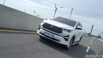 Menperin Usul Mobil Hybrid dan PHEV Bebas Ganjil Genap di Kota Besar