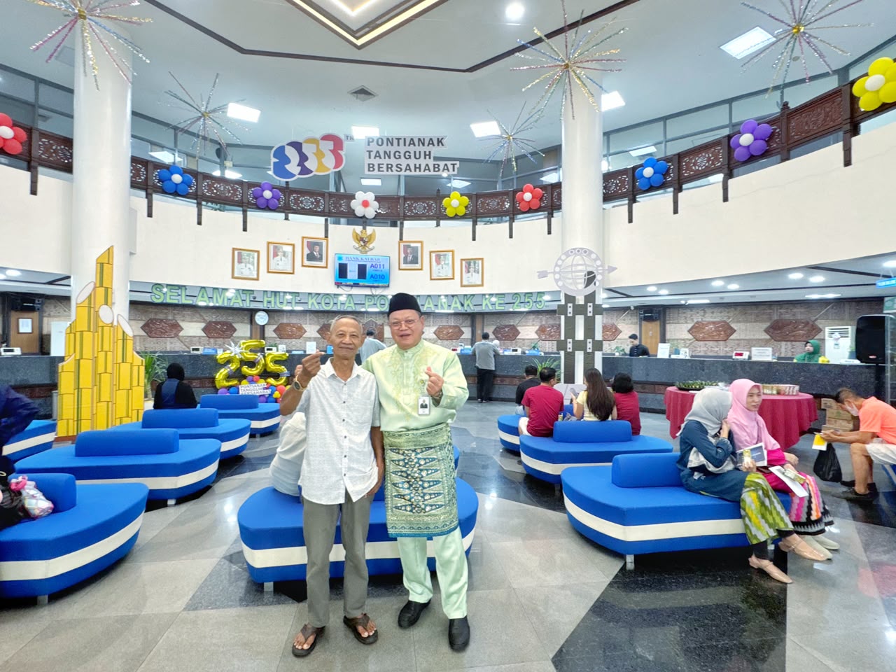 Bank Kalbar KCU Pontianak Sajikan Kuliner Tradisional dan Ornamen Khas di HUT ke-255 Kota Pontianak