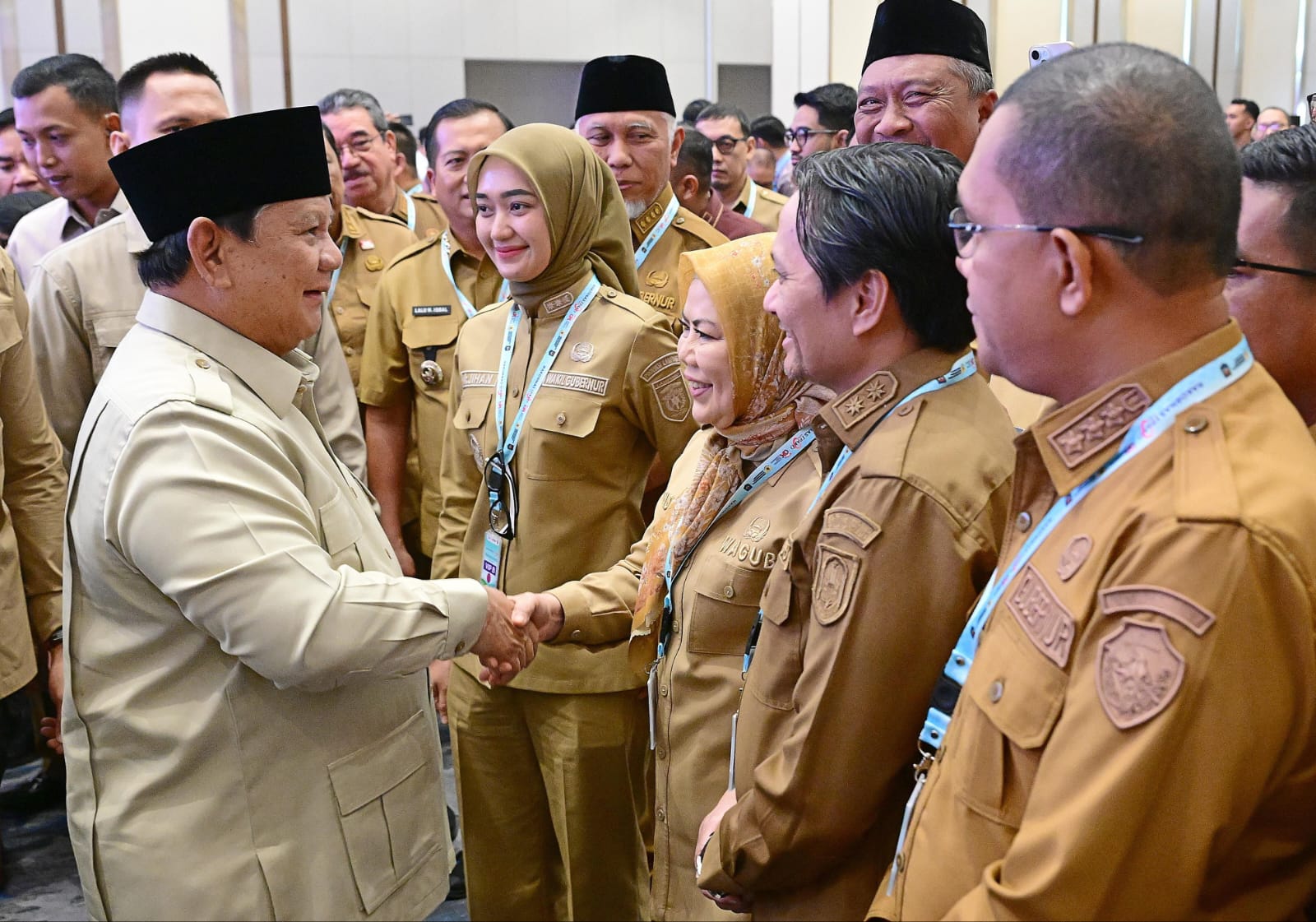Wagub Gorontalo Idah Syahidah Disapa Prabowo di Rakornas TPAKD 2026, Sempat Ditanya Hubungan dengan B.J. Habibie