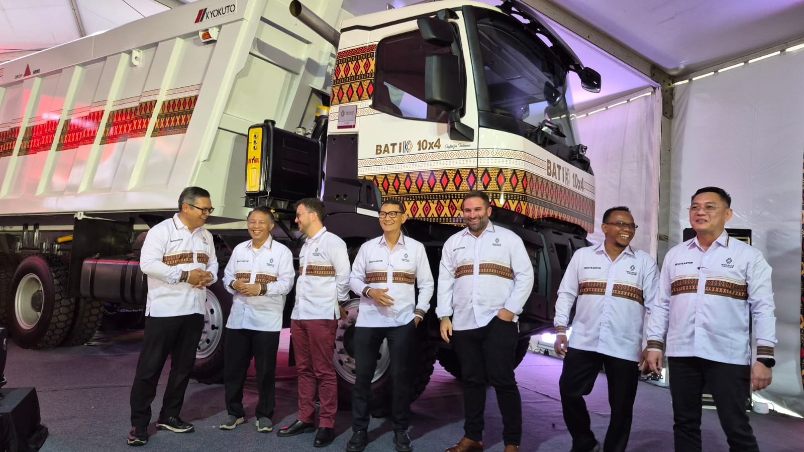 Renault Trucks K520 10x4 XTREM Meluncur di Indonesia, Angkut 60 Ton