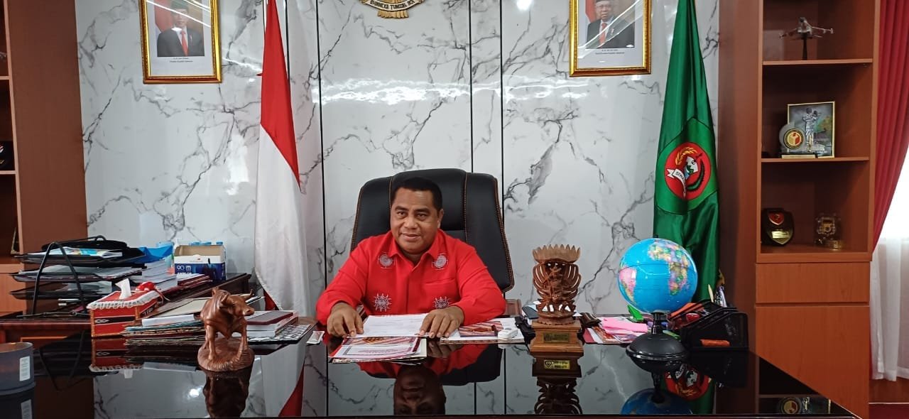 Ketua DPRD Maluku Benhur Watubun Tolak Gaji ASN Lewat Kopdes Merah Putih, Sebut Monopoli Ekonomi
