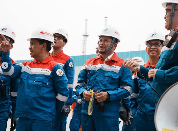 Gubernur Kaltim Rudy Mas'ud Soroti Antrean Panjang BBM, Minta Pertamina Maksimalkan Distribusi ke SPBU