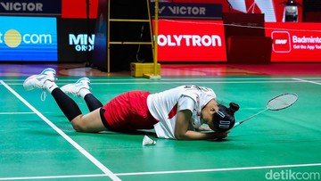 Putri KW Tersingkir di Perempatfinal French Open 2026, Kalah Dua Gim dari Hina Akechi
