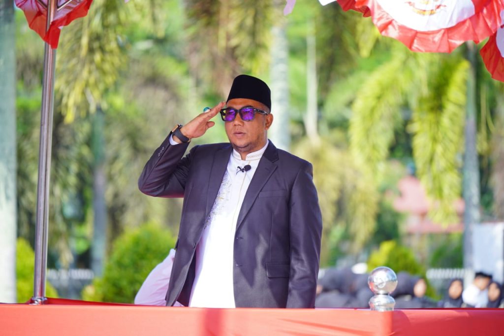Wabup Nagan Raya Buka Hari Santri 2026, Minta Santri Dayah Kuasai Teknologi Tanpa Tinggalkan Akhlak