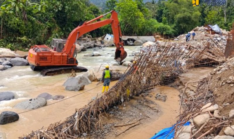 Banjir Padang Rusak 3 SPAM, 6.000 Sambungan Rumah Kembali Terlayani Usai Pipa Transmisi 150 Meter Disambung