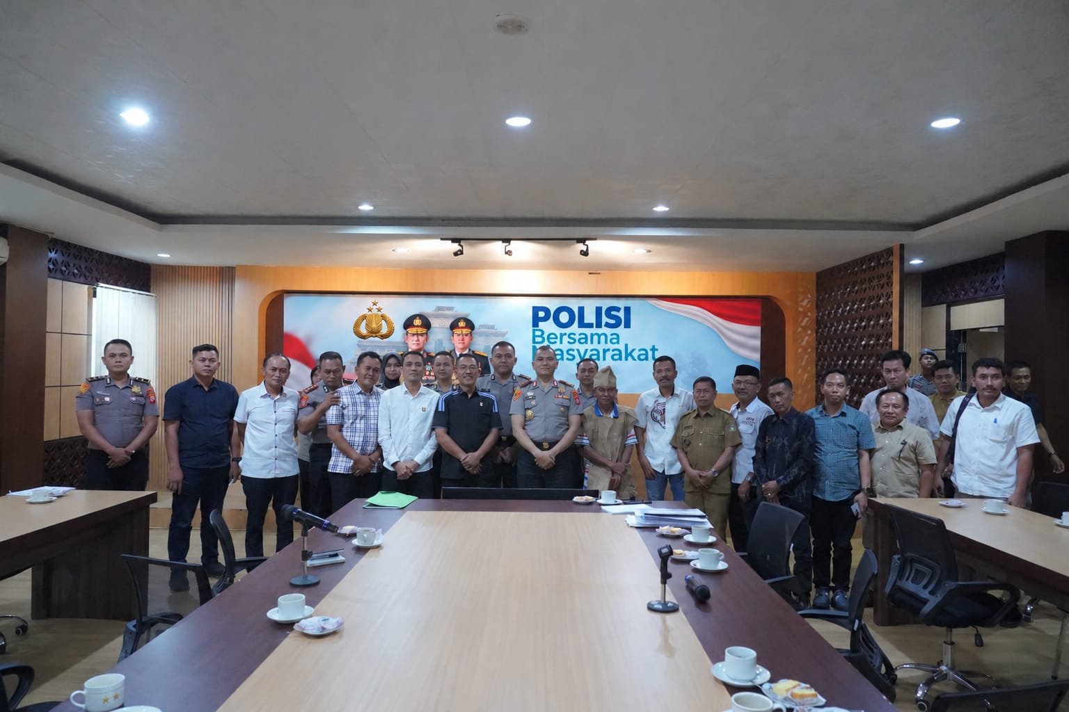 Kapolda Sulbar Terima Aspirasi LBH Tomakaka soal Sengketa Lahan Warga Pasangkayu, Kedepankan Dialog dan Kepastian Hukum