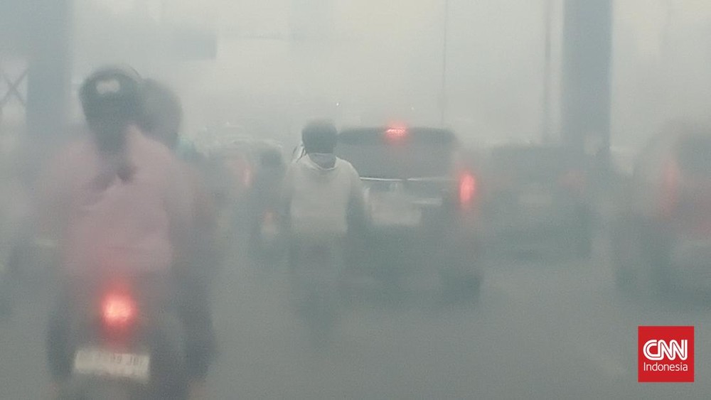 Warga Palembang Terkepung Kabut Asap Karhutla Hampir Tiga Bulan, Kuliah Dialihkan Daring