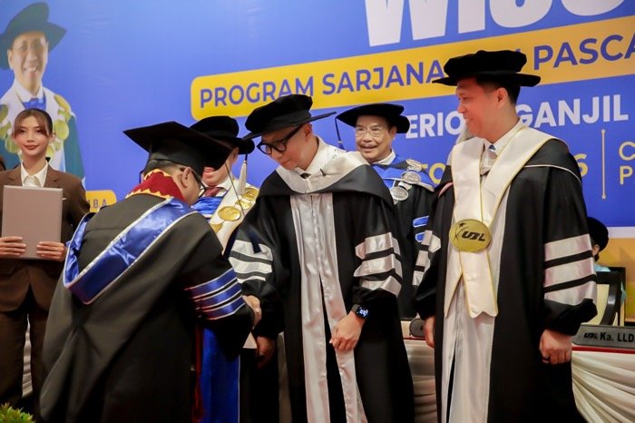 Gubernur Lampung Sebut 45 Persen Warga Gen Z Jadi Kunci Hilirisasi, 539 Wisudawan UBL Dilantik