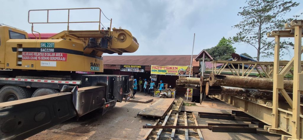 KPC dan Dharma Henwa Kerahkan Crane 220 Ton Perbaiki Jembatan Tebangan Lembak di Bengalon
