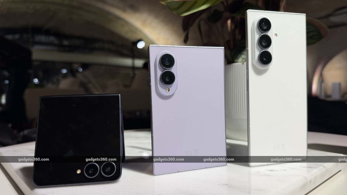 Samsung W27 Bocor dengan Warna Royal Blue dan Modul Kamera Emas