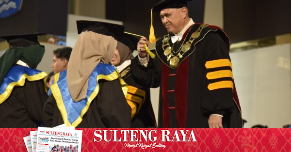 Rektor Untad Soroti Kabut Asap di Wisuda ke-139, 1.422 Lulusan Diingatkan soal Kepedulian Lingkungan